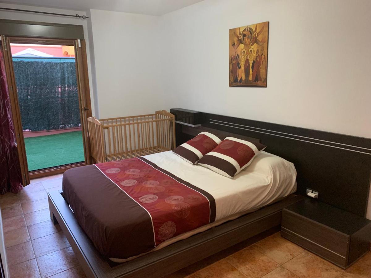 Apartamento Con Jardin Privado Y Acceso A Piscina Huelva Bagian luar foto
